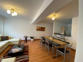LINDO DEPARTAMENTO EN MIRAFLORES, POR LARCOMAR